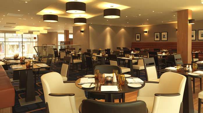 Hilton Garden Inn Aberdeen City Centre Ресторан фото