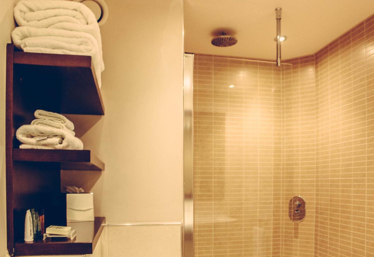 Hilton Garden Inn Aberdeen City Centre Экстерьер фото