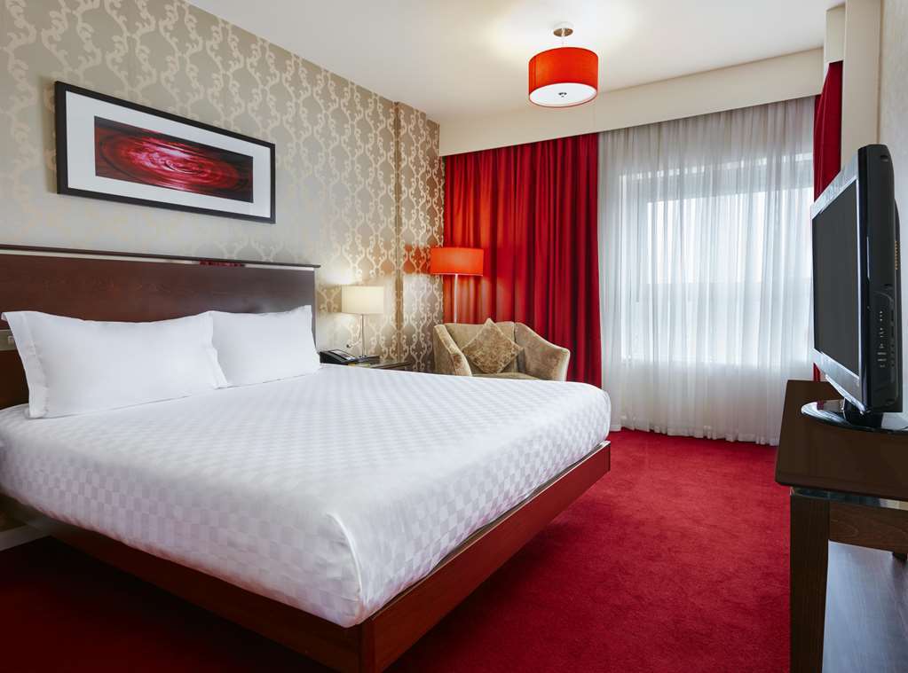 Hilton Garden Inn Aberdeen City Centre Номер фото